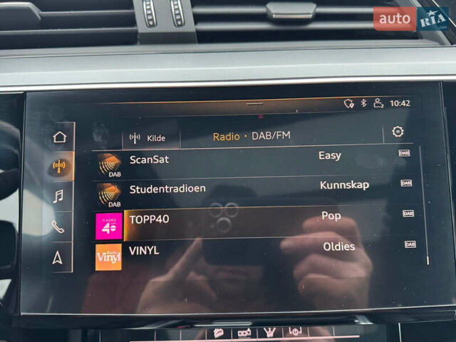 Сірий Ауді E-Tron, об'ємом двигуна 0 л та пробігом 86 тис. км за 31500 $, фото 20 на Automoto.ua