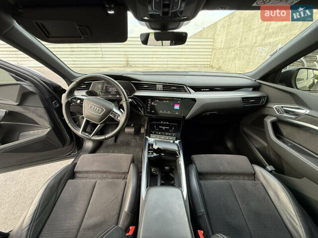Сірий Ауді E-Tron, об'ємом двигуна 0 л та пробігом 190 тис. км за 26900 $, фото 44 на Automoto.ua