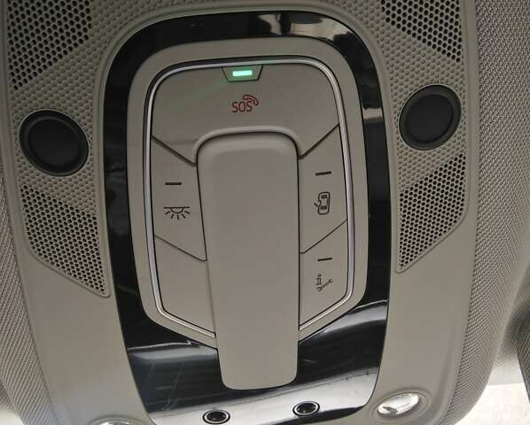 Серый Ауди E-Tron, объемом двигателя 0 л и пробегом 156 тыс. км за 27400 $, фото 17 на Automoto.ua