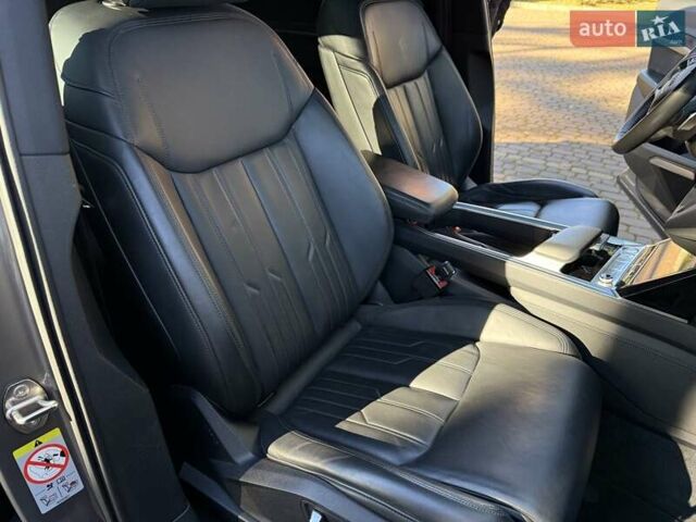 Серый Ауди E-Tron, объемом двигателя 0 л и пробегом 83 тыс. км за 32700 $, фото 13 на Automoto.ua