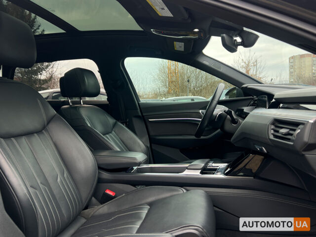 Сірий Ауді E-Tron, об'ємом двигуна 95 л та пробігом 65 тис. км за 33200 $, фото 9 на Automoto.ua