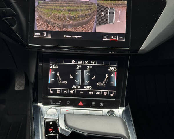 Сірий Ауді E-Tron, об'ємом двигуна 0 л та пробігом 69 тис. км за 32500 $, фото 23 на Automoto.ua