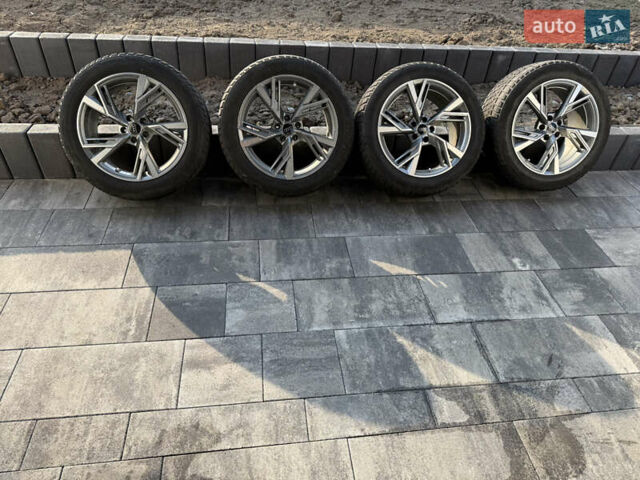 Серый Ауди E-Tron, объемом двигателя 0 л и пробегом 103 тыс. км за 31500 $, фото 34 на Automoto.ua