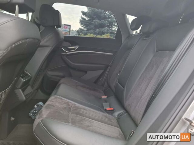 Серый Ауди E-Tron, объемом двигателя 95 л и пробегом 118 тыс. км за 37999 $, фото 18 на Automoto.ua