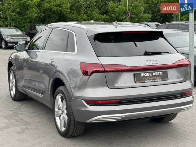 Сірий Ауді E-Tron, об'ємом двигуна 0 л та пробігом 106 тис. км за 28000 $, фото 3 на Automoto.ua
