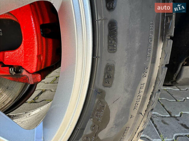 Серый Ауди E-Tron, объемом двигателя 0 л и пробегом 221 тыс. км за 21600 $, фото 2 на Automoto.ua