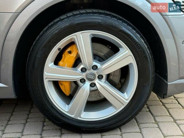 Ауді E-Tron 2019 у Рівному на Automoto.ua Сірий Ауді E-Tron, об'ємом двигуна 0 л та пробігом 139 тис. км за 26900 $, фото 57 на Automoto.ua