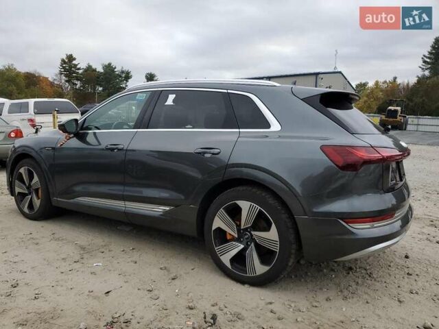 Серый Ауди E-Tron, объемом двигателя 0 л и пробегом 43 тыс. км за 9000 $, фото 1 на Automoto.ua