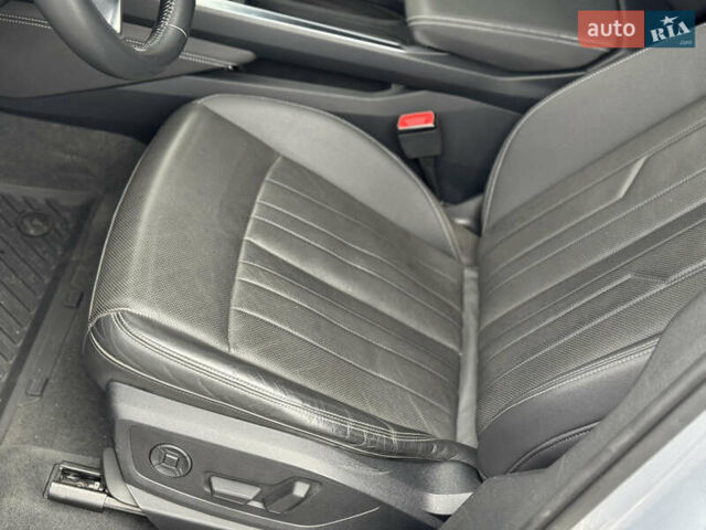 Сірий Ауді E-Tron, об'ємом двигуна 0 л та пробігом 69 тис. км за 32500 $, фото 16 на Automoto.ua