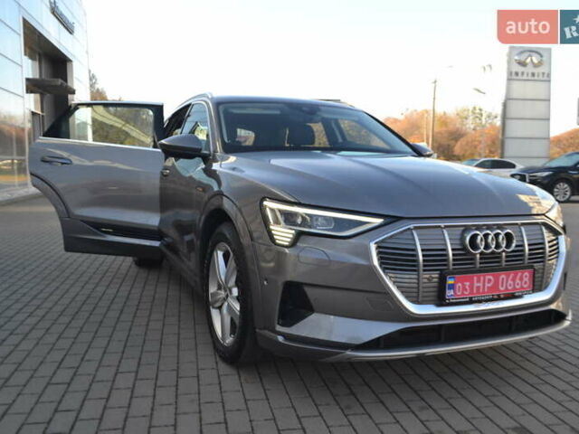 Серый Ауди E-Tron, объемом двигателя 0 л и пробегом 125 тыс. км за 23800 $, фото 184 на Automoto.ua