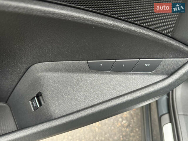 Серый Ауди E-Tron, объемом двигателя 0 л и пробегом 150 тыс. км за 23800 $, фото 14 на Automoto.ua