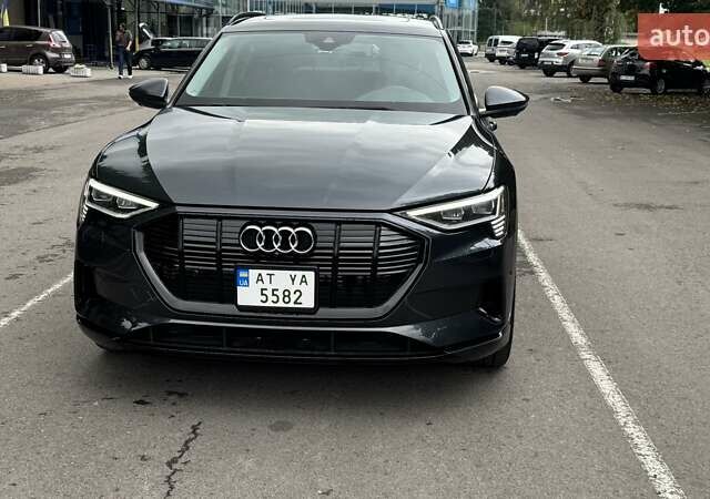 Сірий Ауді E-Tron, об'ємом двигуна 0 л та пробігом 78 тис. км за 29900 $, фото 7 на Automoto.ua