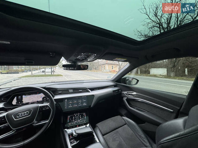 Сірий Ауді E-Tron, об'ємом двигуна 0 л та пробігом 140 тис. км за 33800 $, фото 35 на Automoto.ua