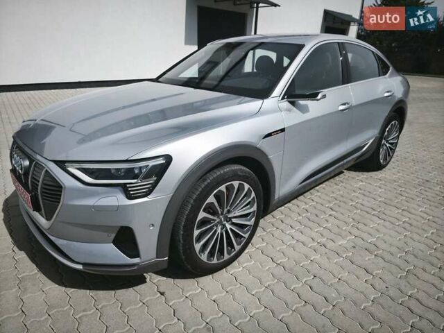 Серый Ауди E-Tron, объемом двигателя 0 л и пробегом 70 тыс. км за 34500 $, фото 13 на Automoto.ua