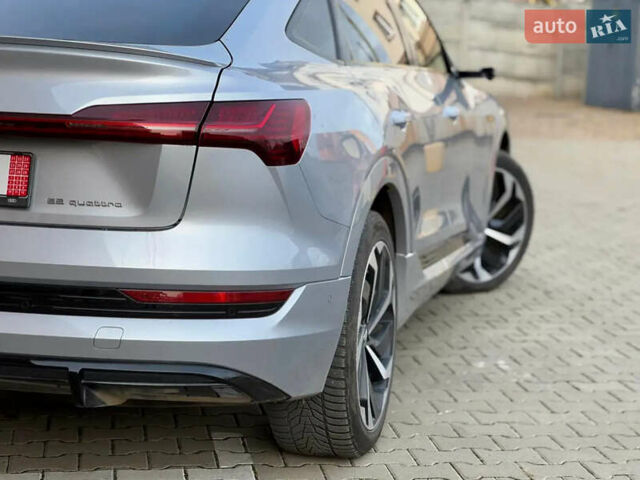 Серый Ауди E-Tron, объемом двигателя 0 л и пробегом 93 тыс. км за 39500 $, фото 25 на Automoto.ua