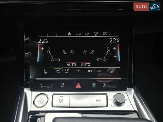 Серый Ауди E-Tron, объемом двигателя 0 л и пробегом 71 тыс. км за 33999 $, фото 80 на Automoto.ua