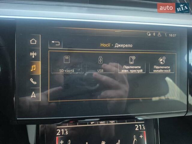 Ауди E-Tron 2020 в Хмельницком на Automoto.ua Серый Ауди E-Tron, объемом двигателя 0 л и пробегом 146 тыс. км за 22700 $, фото 111 на Automoto.ua