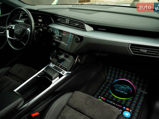 Сірий Ауді E-Tron, об'ємом двигуна 0 л та пробігом 154 тис. км за 25900 $, фото 48 на Automoto.ua