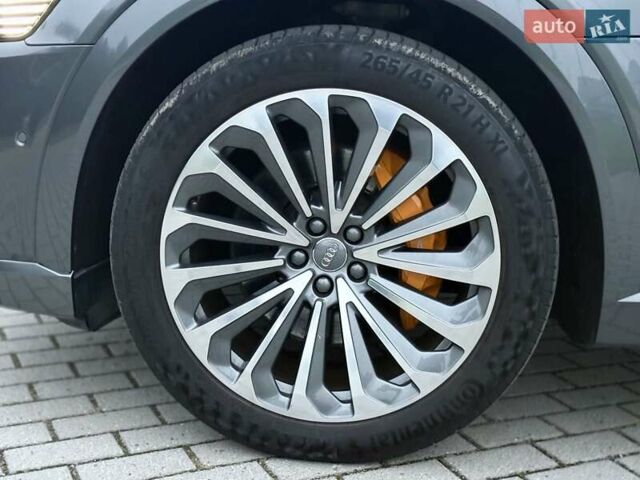 Серый Ауди E-Tron, объемом двигателя 0 л и пробегом 29 тыс. км за 38300 $, фото 36 на Automoto.ua