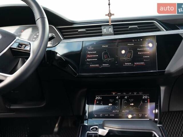 Серый Ауди E-Tron, объемом двигателя 0 л и пробегом 41 тыс. км за 37500 $, фото 31 на Automoto.ua