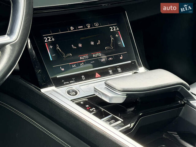 Ауді E-Tron 2020 у Дрогобичі на Automoto.ua Сірий Ауді E-Tron, об'ємом двигуна 0 л та пробігом 160 тис. км за 33900 $, фото 22 на Automoto.ua