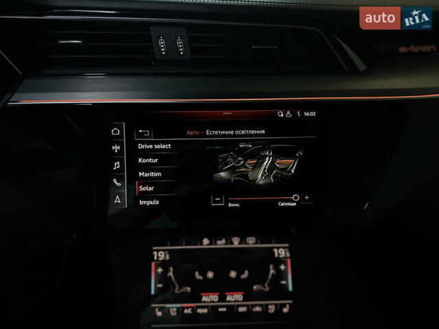 Серый Ауди E-Tron, объемом двигателя 0 л и пробегом 65 тыс. км за 35500 $, фото 27 на Automoto.ua