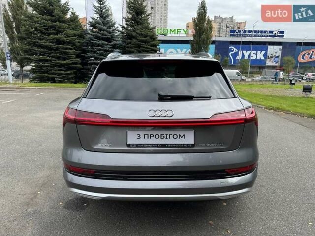 Серый Ауди E-Tron, объемом двигателя 0 л и пробегом 58 тыс. км за 37000 $, фото 16 на Automoto.ua