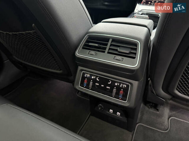 Сірий Ауді E-Tron, об'ємом двигуна 0 л та пробігом 53 тис. км за 34000 $, фото 31 на Automoto.ua