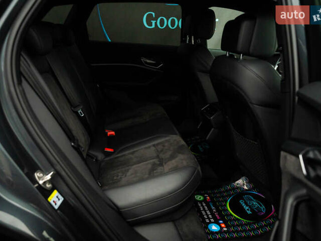 Сірий Ауді E-Tron, об'ємом двигуна 0 л та пробігом 154 тис. км за 25900 $, фото 49 на Automoto.ua