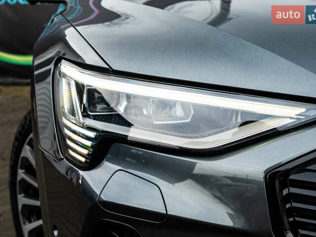 Сірий Ауді E-Tron, об'ємом двигуна 0 л та пробігом 82 тис. км за 39888 $, фото 10 на Automoto.ua