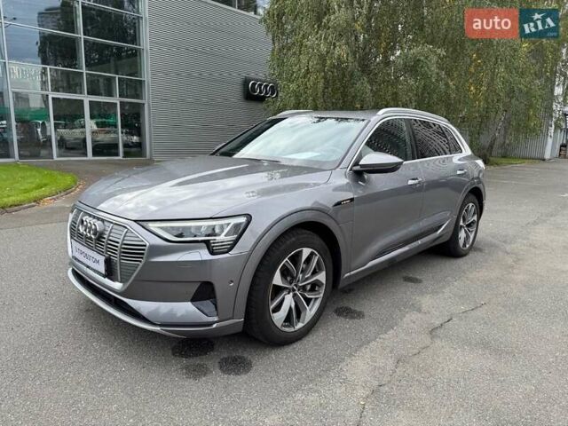 Серый Ауди E-Tron, объемом двигателя 0 л и пробегом 58 тыс. км за 37000 $, фото 109 на Automoto.ua