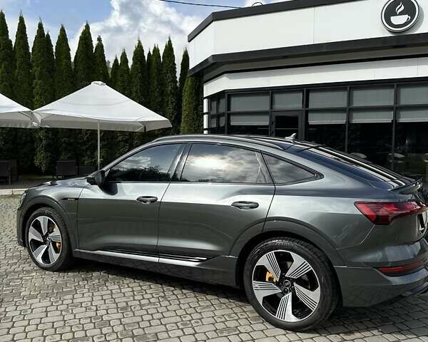 Серый Ауди E-Tron, объемом двигателя 0 л и пробегом 49 тыс. км за 40500 $, фото 7 на Automoto.ua