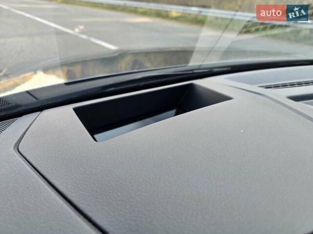 Сірий Ауді E-Tron, об'ємом двигуна 0 л та пробігом 67 тис. км за 37999 $, фото 44 на Automoto.ua