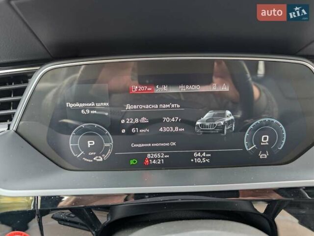 Серый Ауди E-Tron, объемом двигателя 0 л и пробегом 82 тыс. км за 32500 $, фото 24 на Automoto.ua