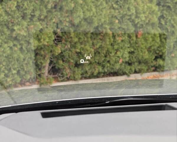 Серый Ауди E-Tron, объемом двигателя 0 л и пробегом 82 тыс. км за 32500 $, фото 20 на Automoto.ua