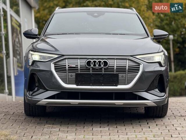 Сірий Ауді E-Tron, об'ємом двигуна 0 л та пробігом 77 тис. км за 37000 $, фото 5 на Automoto.ua