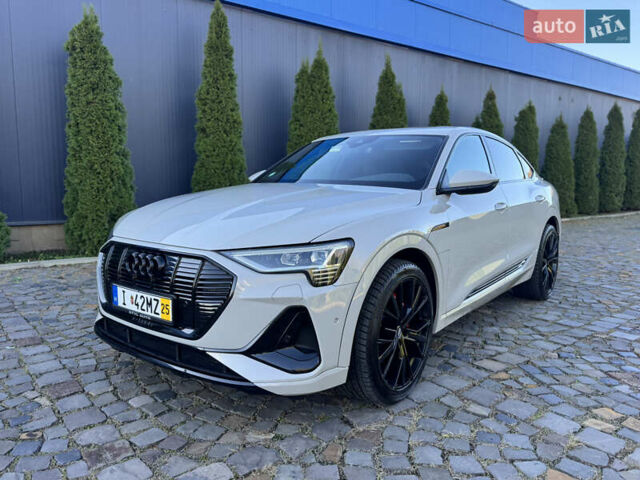 Сірий Ауді E-Tron, об'ємом двигуна 0 л та пробігом 105 тис. км за 34000 $, фото 3 на Automoto.ua