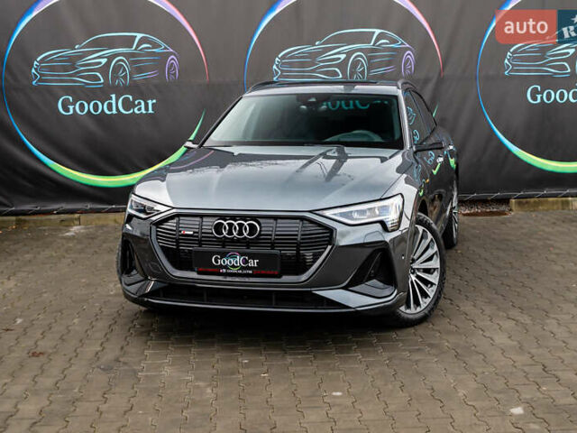 Сірий Ауді E-Tron, об'ємом двигуна 0 л та пробігом 82 тис. км за 39888 $, фото 4 на Automoto.ua