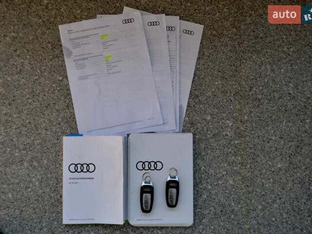 Серый Ауди E-Tron, объемом двигателя 0 л и пробегом 125 тыс. км за 23800 $, фото 223 на Automoto.ua