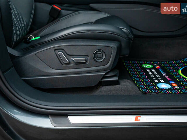 Сірий Ауді E-Tron, об'ємом двигуна 0 л та пробігом 82 тис. км за 39888 $, фото 54 на Automoto.ua