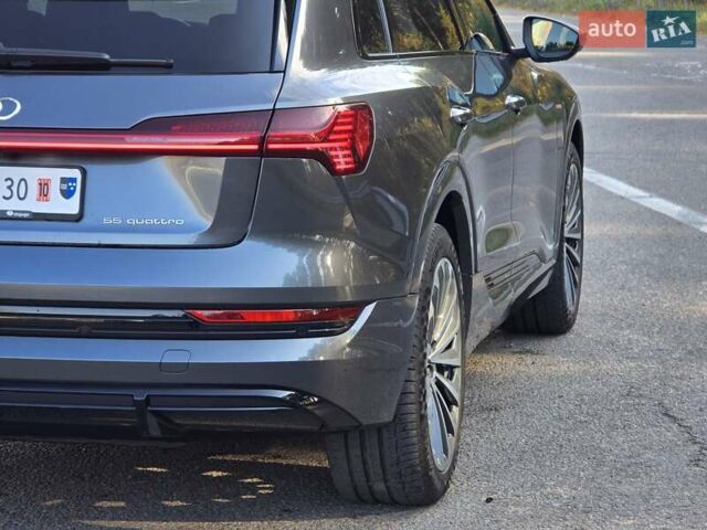 Сірий Ауді E-Tron, об'ємом двигуна 0 л та пробігом 67 тис. км за 37999 $, фото 29 на Automoto.ua