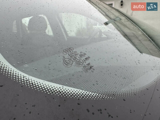 Серый Ауди E-Tron, объемом двигателя 0 л и пробегом 150 тыс. км за 23800 $, фото 59 на Automoto.ua