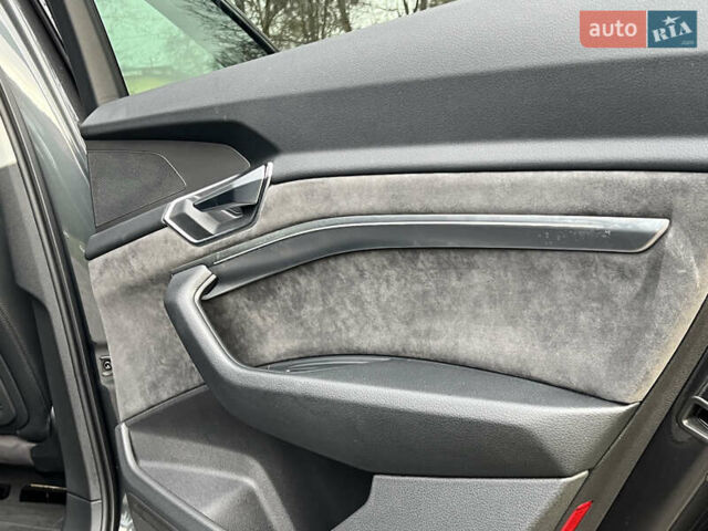 Сірий Ауді E-Tron, об'ємом двигуна 0 л та пробігом 143 тис. км за 30800 $, фото 24 на Automoto.ua