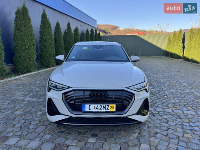 Сірий Ауді E-Tron, об'ємом двигуна 0 л та пробігом 105 тис. км за 34000 $, фото 7 на Automoto.ua