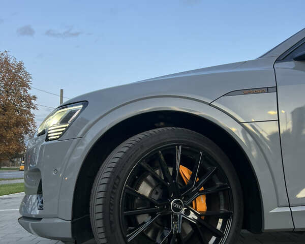Сірий Ауді E-Tron, об'ємом двигуна 0 л та пробігом 104 тис. км за 32500 $, фото 10 на Automoto.ua