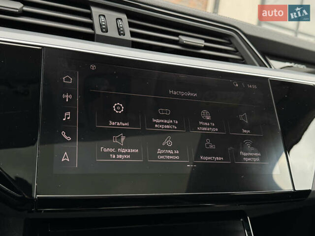 Ауди E-Tron 2020 в Тернополе на Automoto.ua Серый Ауди E-Tron, объемом двигателя 0 л и пробегом 126 тыс. км за 23900 $, фото 86 на Automoto.ua
