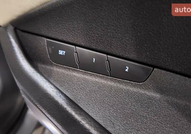 Серый Ауди E-Tron, объемом двигателя 0 л и пробегом 144 тыс. км за 29700 $, фото 18 на Automoto.ua