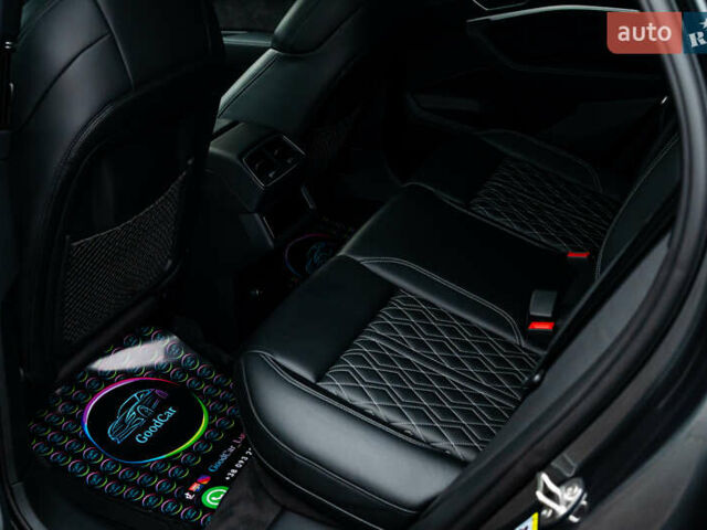 Сірий Ауді E-Tron, об'ємом двигуна 0 л та пробігом 82 тис. км за 39888 $, фото 68 на Automoto.ua