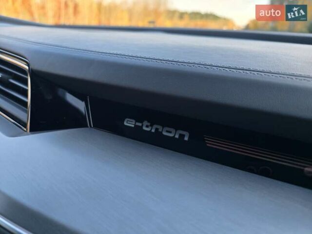 Сірий Ауді E-Tron, об'ємом двигуна 0 л та пробігом 67 тис. км за 37999 $, фото 65 на Automoto.ua