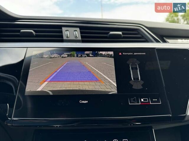 Серый Ауди E-Tron, объемом двигателя 0 л и пробегом 119 тыс. км за 33500 $, фото 29 на Automoto.ua